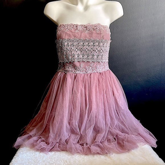 ~Tulle StraplessTutu~Dress. Size Small - Picture 3 of 5